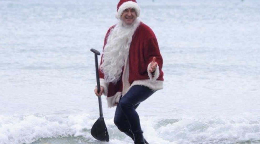 Ho Ho Ho! Santa sailing the seven seas