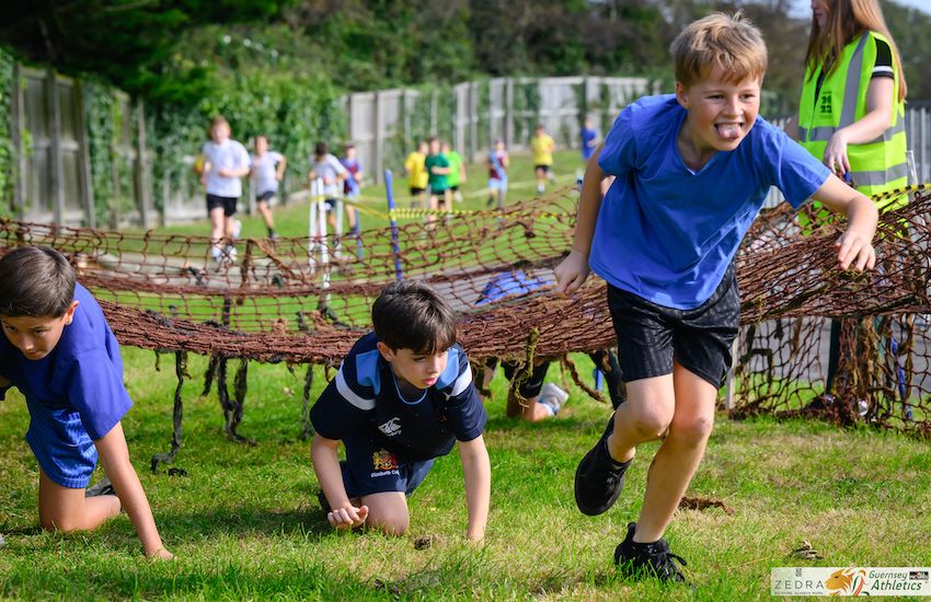 Record number of pupils take part in cross country event like no other