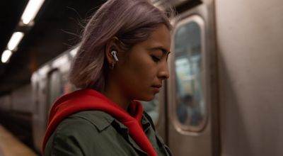 Apple unveils new noise-cancelling AirPods Pro