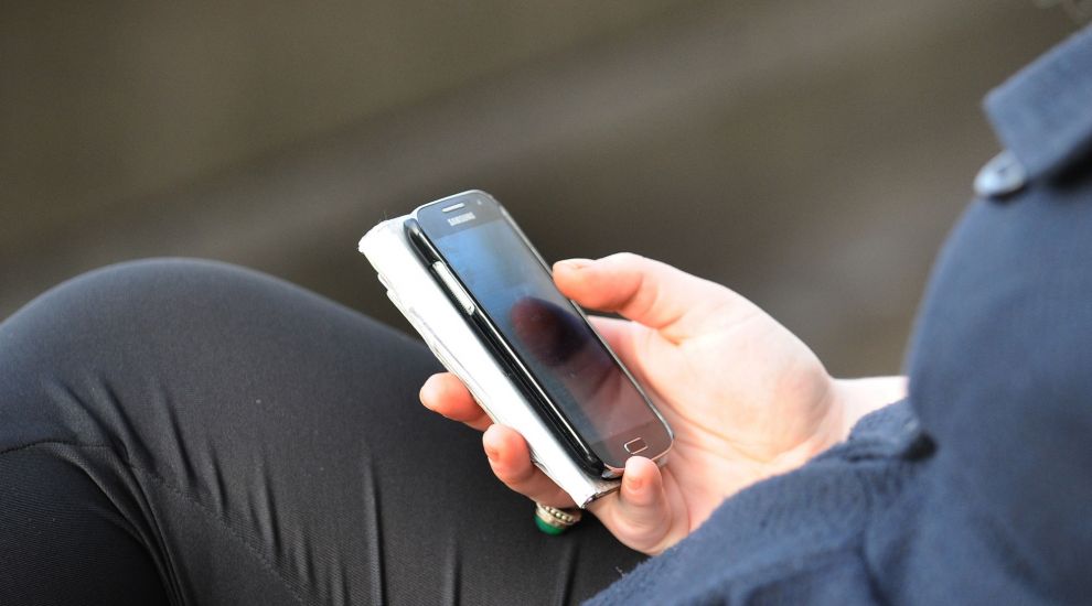 Labour: Mobile phone data could be used to plot new bus and rail routes