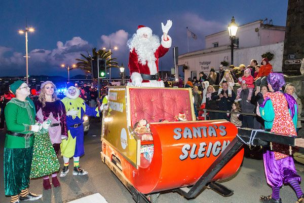 Santa prepares for Christmas lights switch on