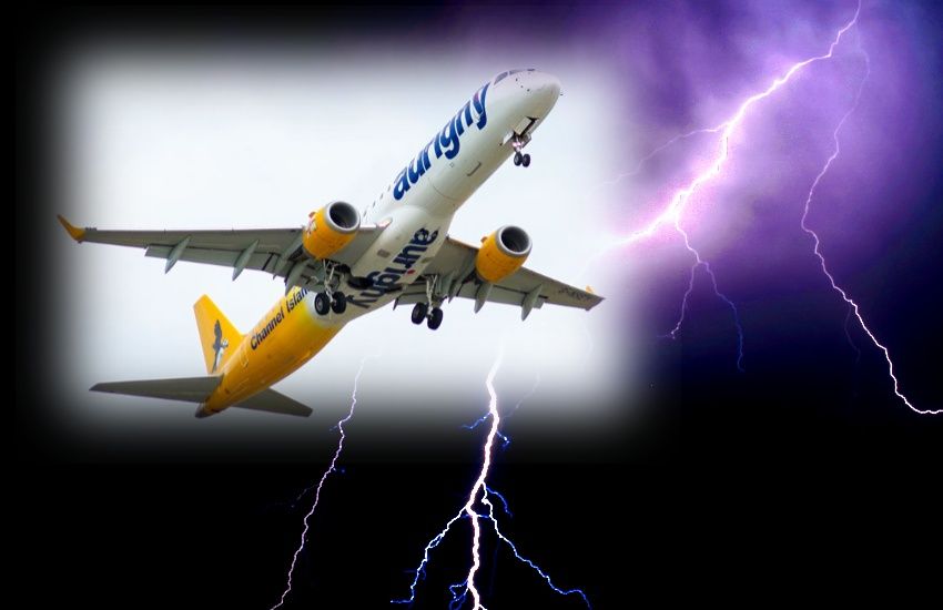 Jet turns back after lightning strike