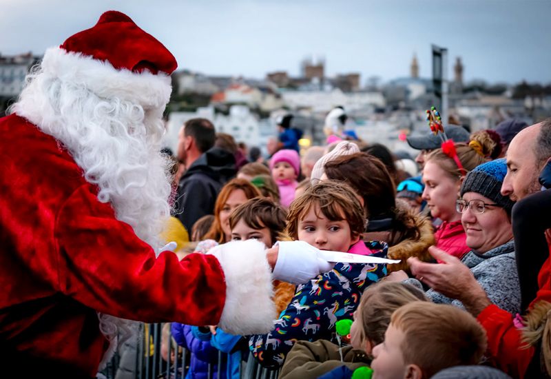 Guernsey’s Christmas parade and light switch on returns