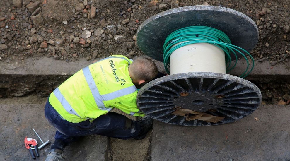 Minister considers law to ensure new build homes have high-speed internet