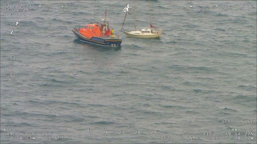 CIAS helps stricken yacht